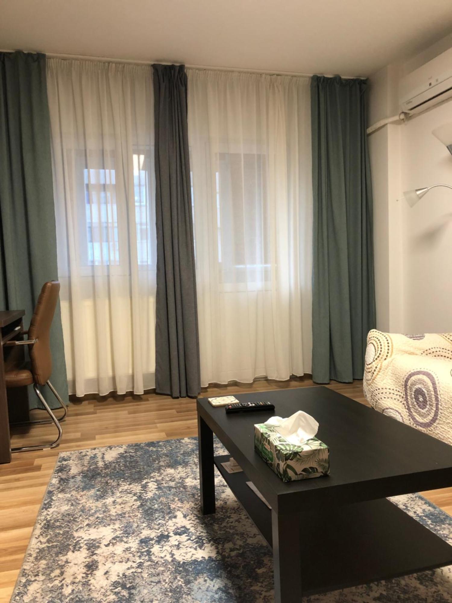 Adrian Mega Apartment